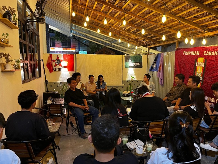 Peringati Hari Buruh, PC IMM Kapuas Raya Bersama Cipayung Plus Sintang Gelar Nobar, Diskusi, dan Luncurkan Forum Mengakar